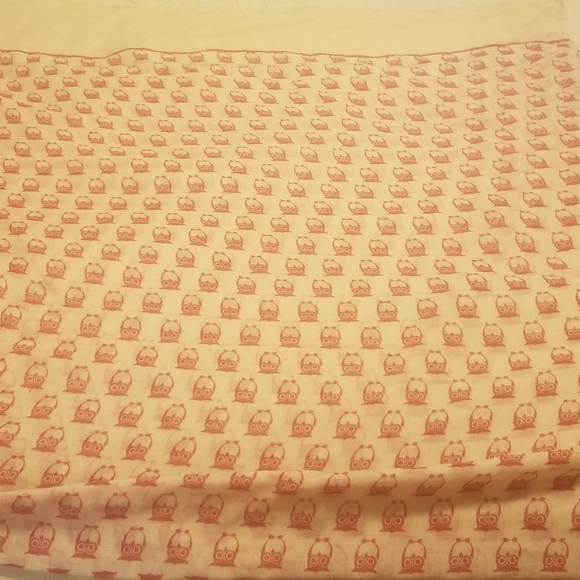 Oversized Shawl - Picture 2 of 4